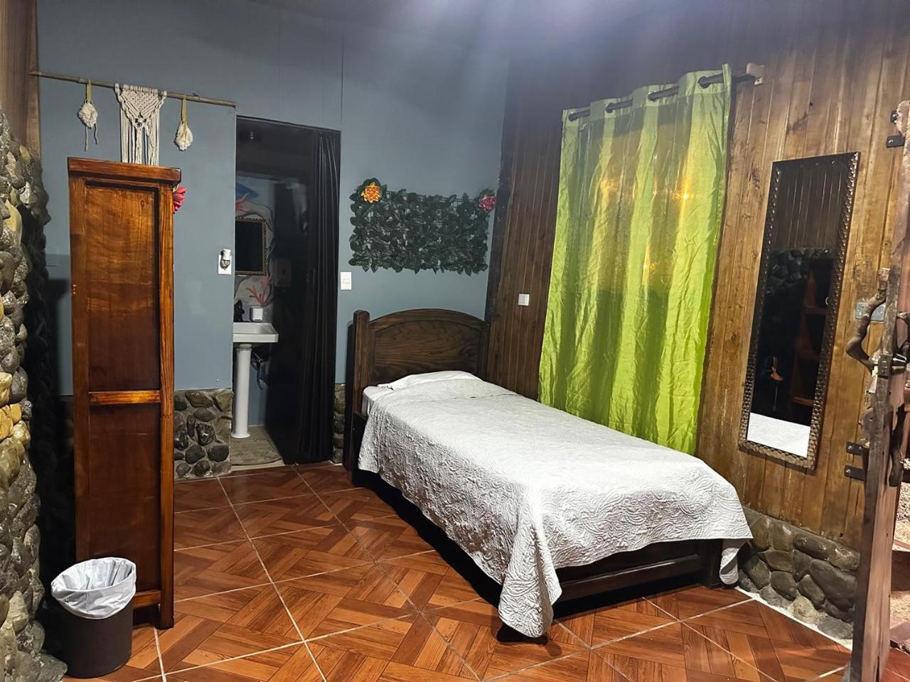 Hostel Rustico Marabi Tárcoles Extérieur photo