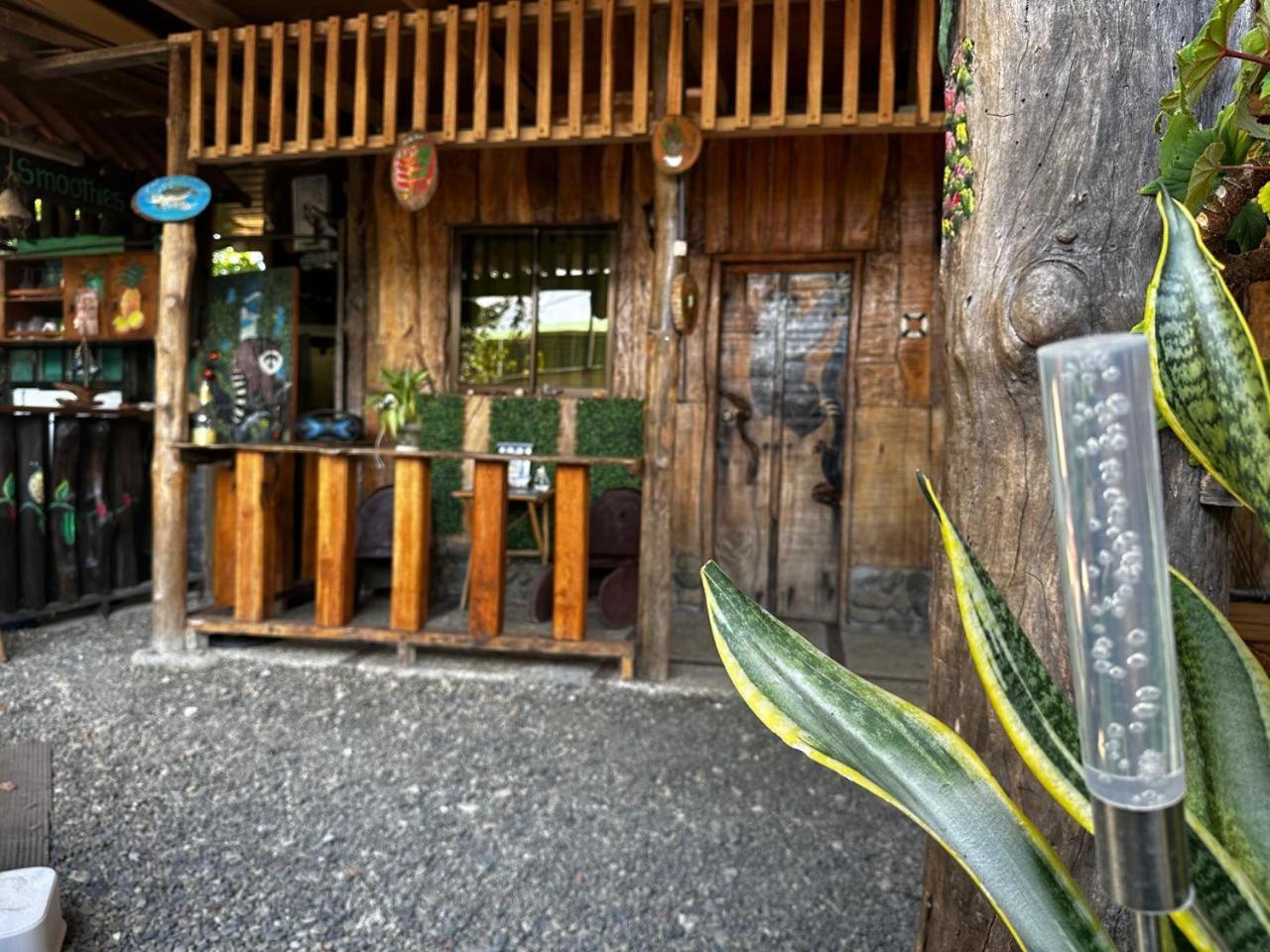 Hostel Rustico Marabi Tárcoles Extérieur photo