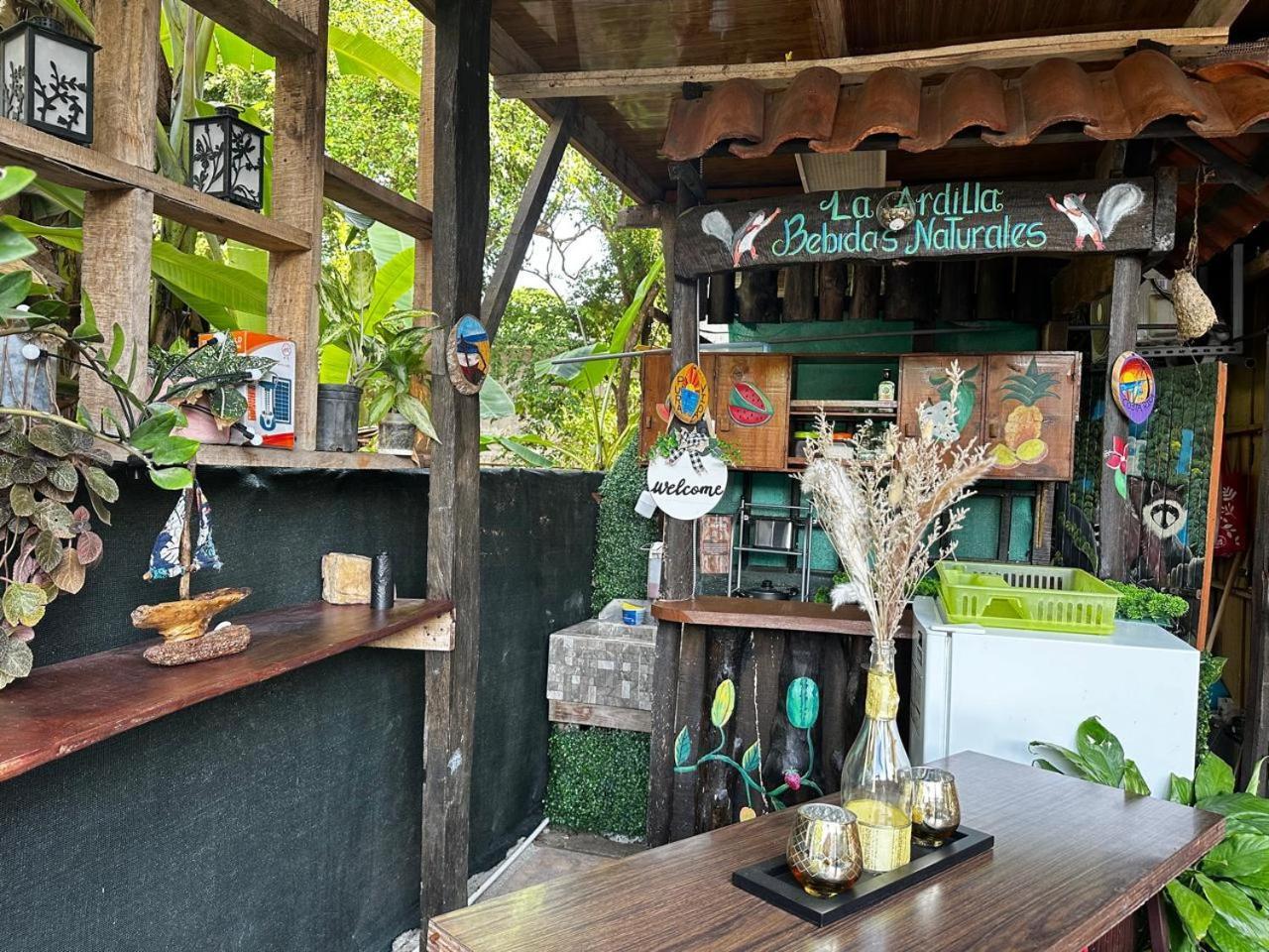 Hostel Rustico Marabi Tárcoles Extérieur photo